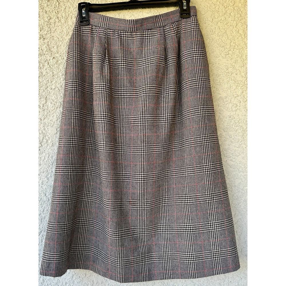 Vintage 100% Wool Skirt Plaid Skirt, fully lined size 12